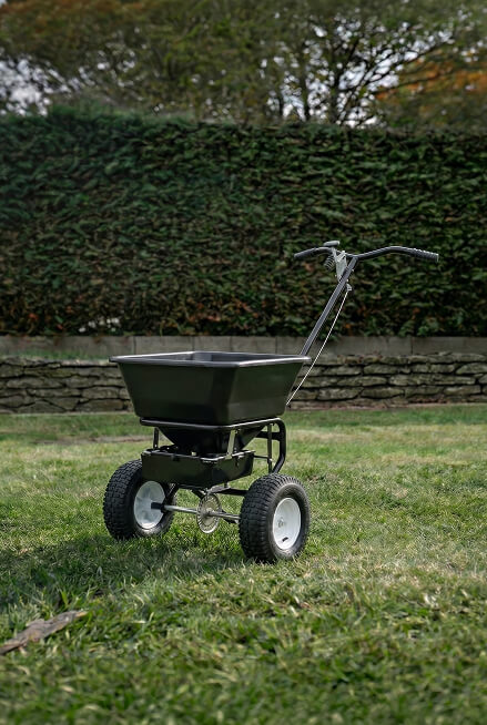 Rozmetadlo hnojiv nebo soli 45 l