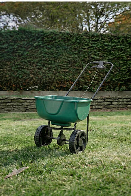 Rozmetadlo hnojiv nebo soli 25 l