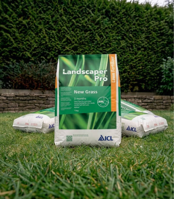 Hnojivo ICL Landscaper PRO New Grass, 20-20-08, 15kg
