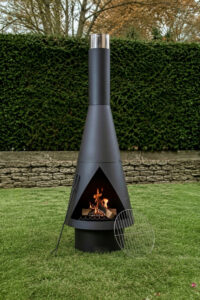 Ohniste-s-kominem-160cm.jpg